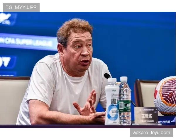 上海申花主帅斯卢茨基战术调整初见成效，球队攻防体系迎来新突破