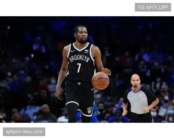 杜兰特加盟太阳队引发热议，瘦子成球队新亮点