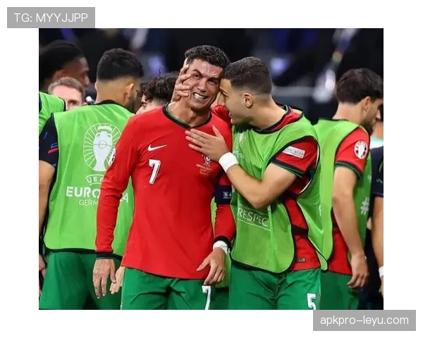 C罗再演关键先生！淘汰赛绝杀助球队挺进下一轮