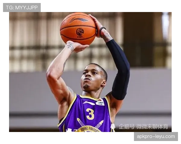 格纳布里爆发助球队逆转取胜，神勇射门彰显状态回暖