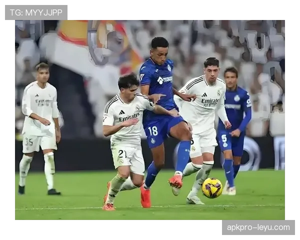 伯纳乌狂潮涌动！西甲赛场见证球队竞争力强势崛起