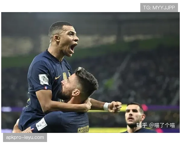 姆巴佩领衔法国队稳健前行，世界杯亚军征程引全球瞩目