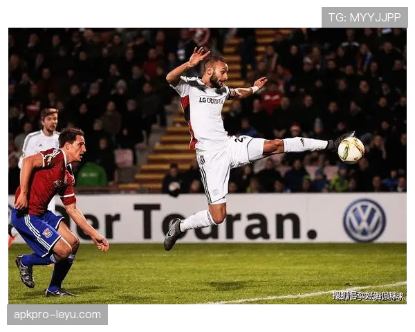 弗赖堡火力全开，状态回暖创赛季最佳表现